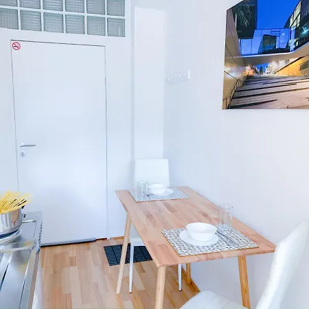 Relax Aachener Boardinghouse Premium 1 3*